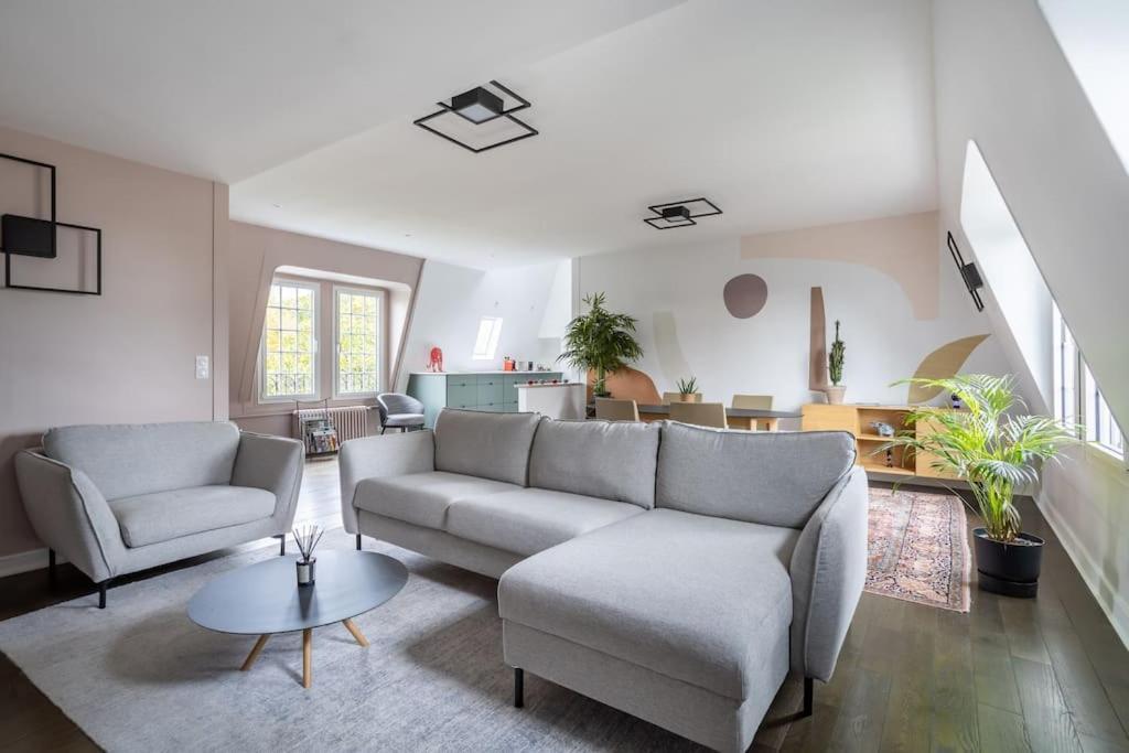 Appartement De 100M2 Dans Un Parc A 20 Mn Du Centre De Paris Garches 外观 照片