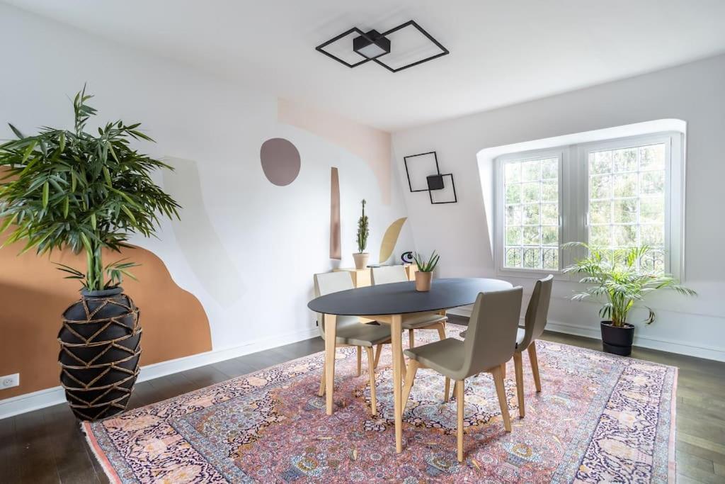 Appartement De 100M2 Dans Un Parc A 20 Mn Du Centre De Paris Garches 外观 照片